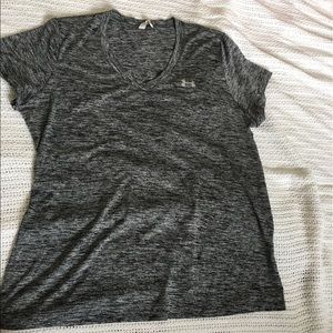 Women under armour vneck